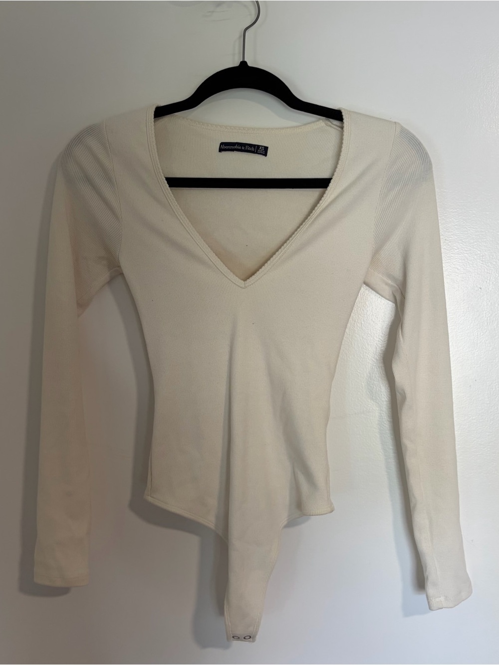 Abercrombie & Fitch Ivory Ribbed V-Neck Long Sleeve Bodysuit